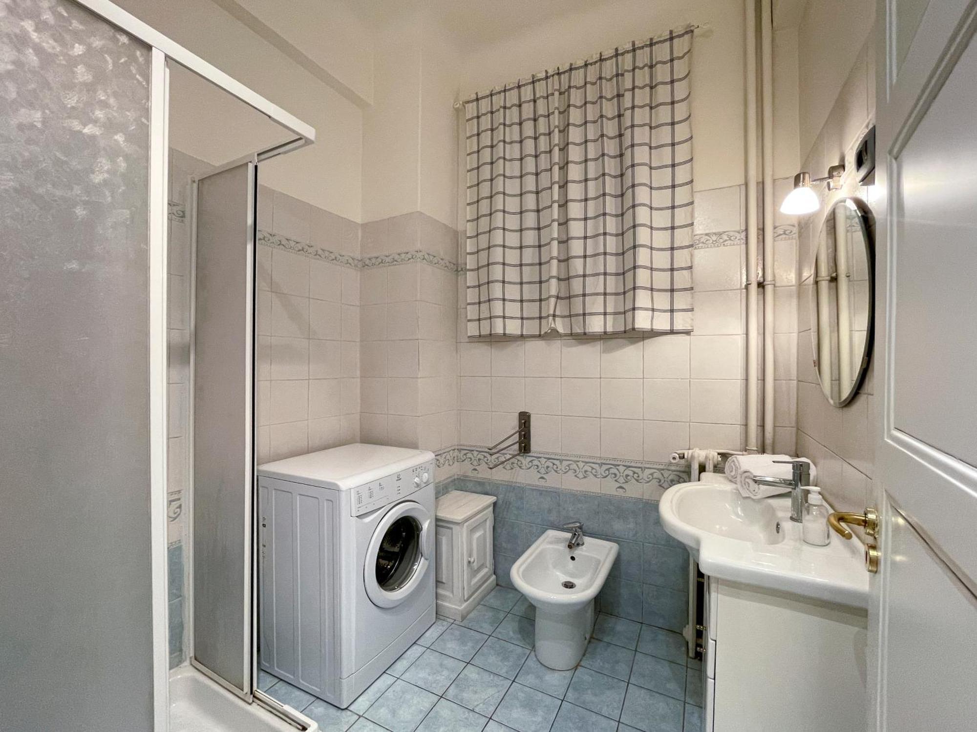 Comte De Luxury 4 Pers Parking Wifi Ac Apartment *