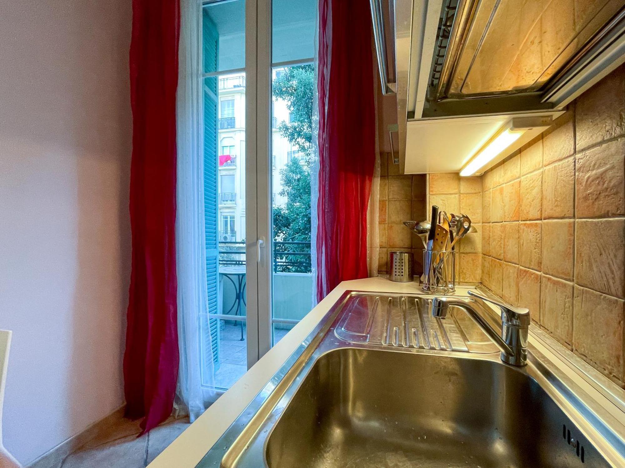 Apartment Comte De Luxury 4 Pers Parking Wifi Ac *