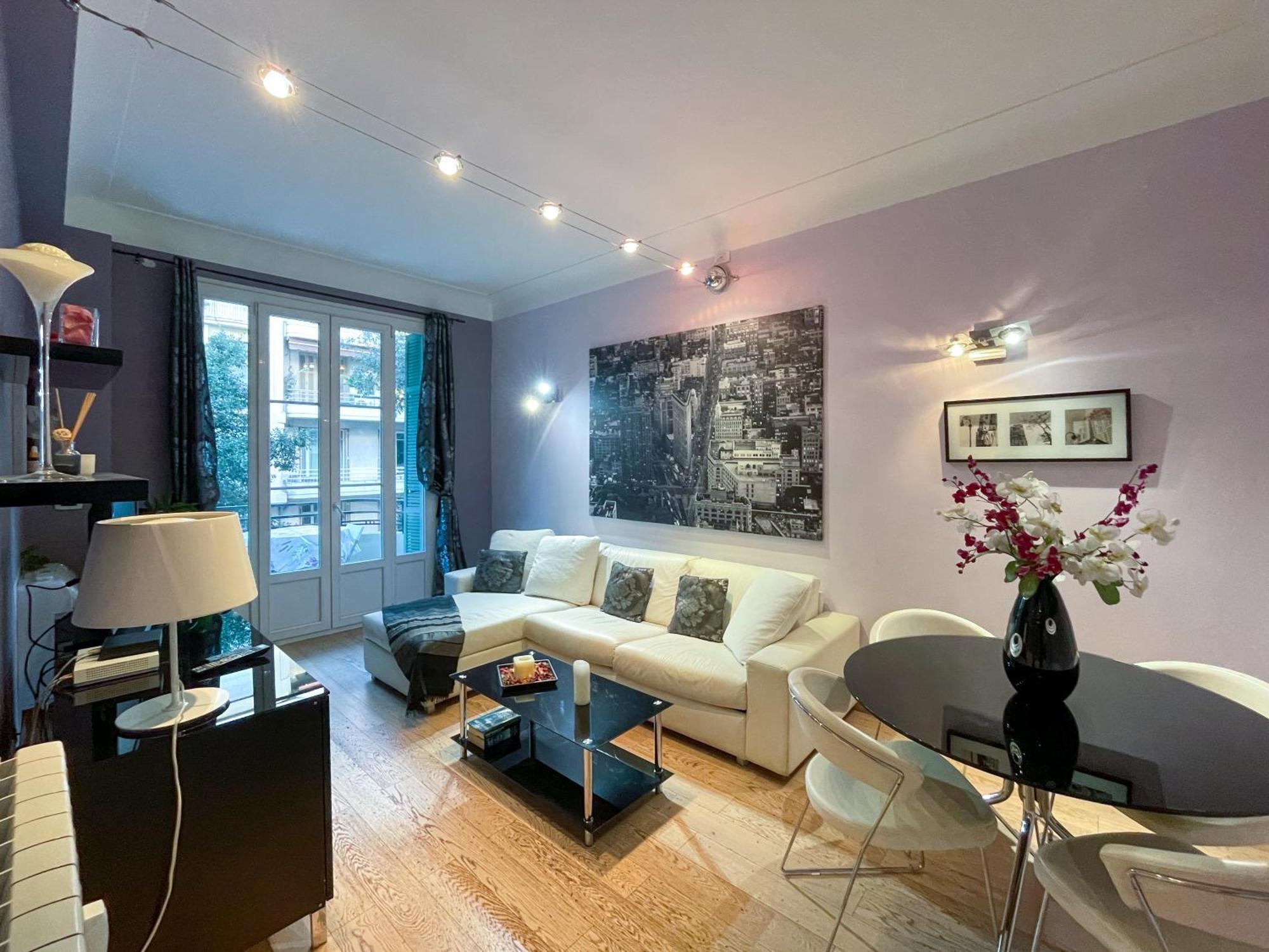 Apartment Comte De Luxury 4 Pers Parking Wifi Ac *
